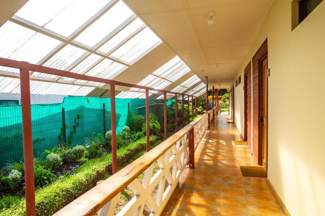 Hostal Uruhao Hanga Roa Exteriér fotografie