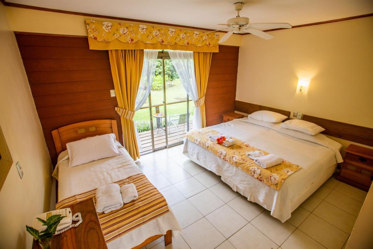 Hostal Uruhao Hanga Roa Exteriér fotografie
