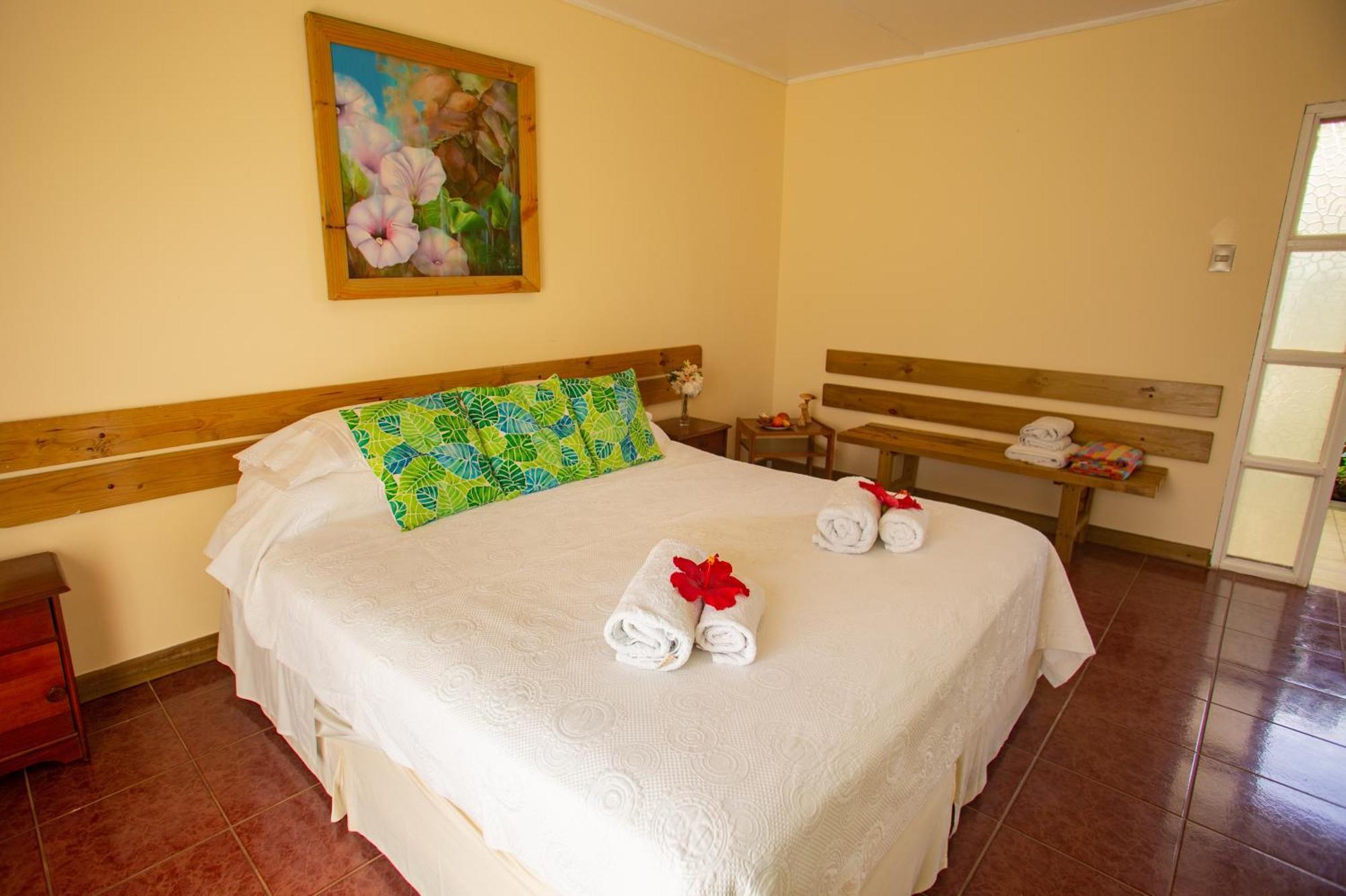 Hostal Uruhao Hanga Roa Exteriér fotografie